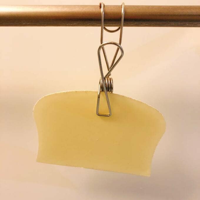 スクレーパーをぶら下げる