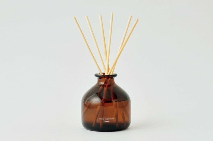 スティックタイプのルームフレグランス