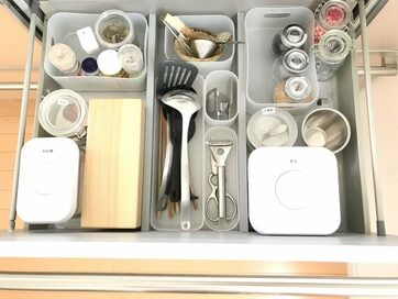 キッチンの取り出しにくい調理ツール収納を解消！「1軍・2軍」分けがキモ