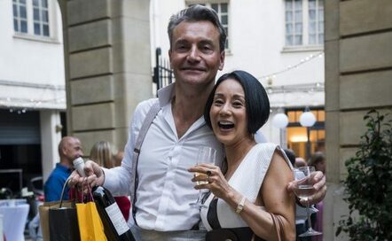 中村江里子さんの愛犬やパーティ、食生活。家族で楽しむパリ生活をちら見せ！