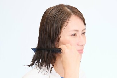 40代、「夏でも髪がサラサラ」になるワザ3つ。美容師が教える“傷み”の減らし方