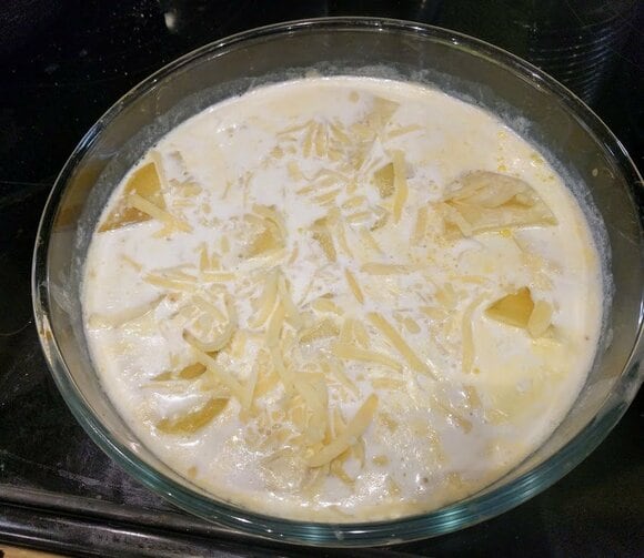 一度取り出してチーズをのせる