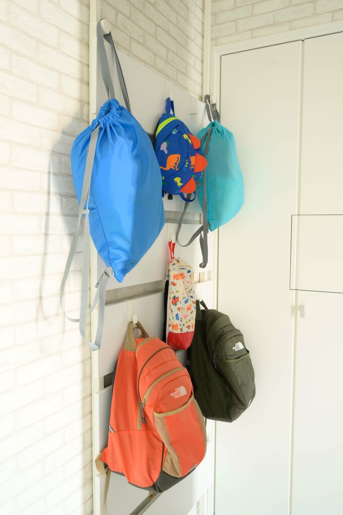 子どもグッズは 壁面収納