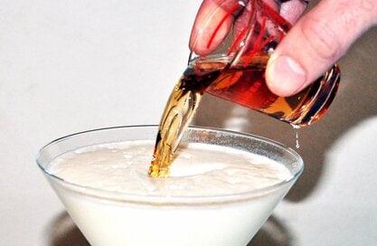 ノンアルもイケるアメリカ版卵酒「エッグノッグ」のつくり方！マリリン・モンローが朝食代わりにも