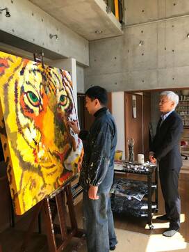 画家になった自閉症の息子と父の二人三脚。亡き母が伝えたかったこと