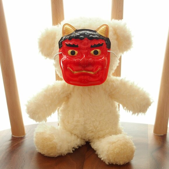 ヌイグルミに鬼のお面