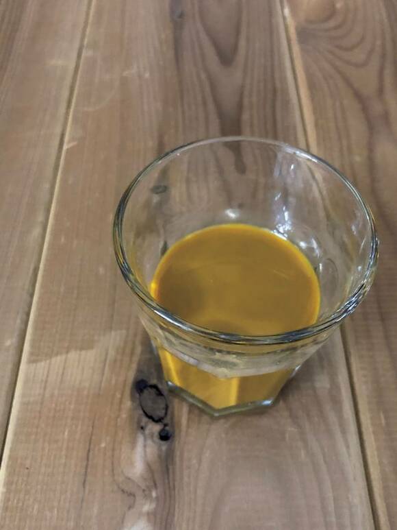 グラスに豊潤サジー