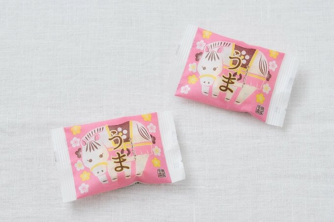 俵屋吉富「干支まんじゅう（うま）」