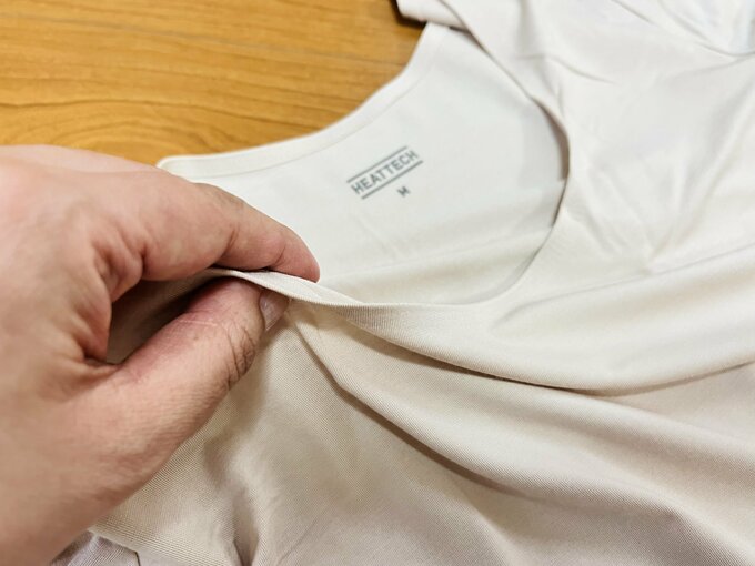 「ユニクロ」ヒートテックUネックT(8分袖/レディース)カラー:11 Pink 1,290円