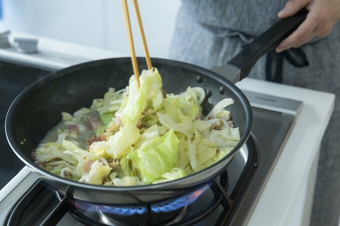 野菜とフライパン