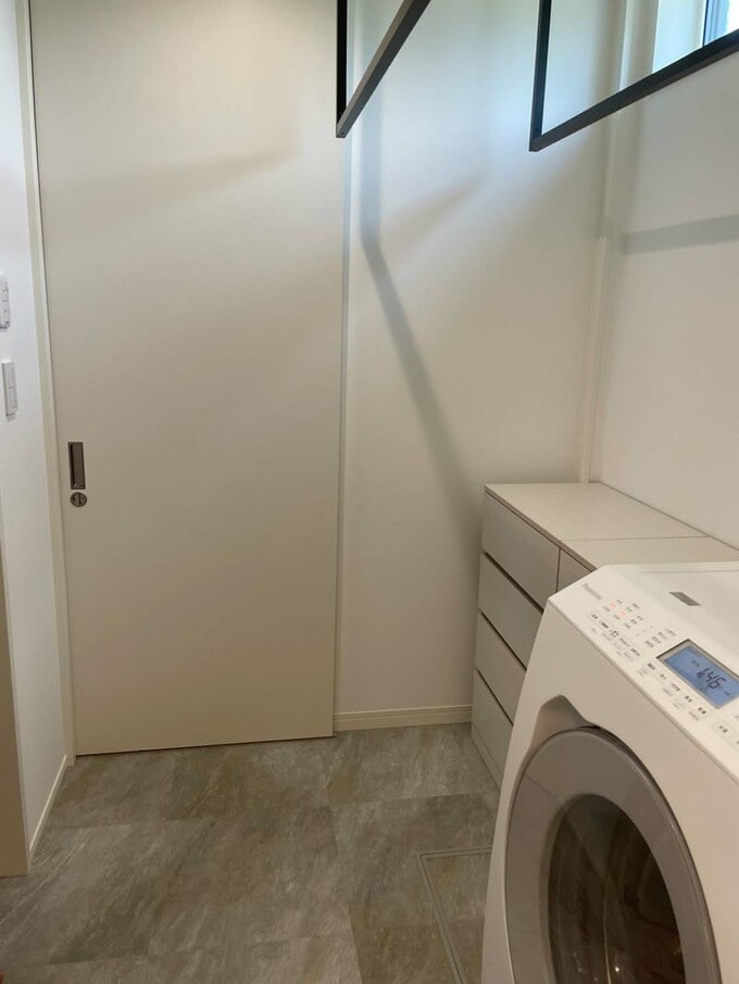 扉を閉めたときのランドリールーム