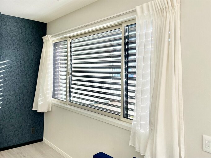 電動シャッターブラインド