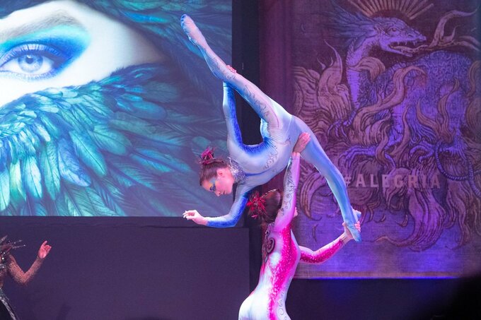 ハンド・トゥ・ハンド