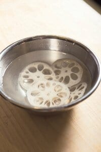 酢水につける→白く仕上げたいとき