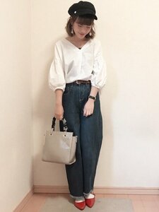 GUで話題の“モリ袖”トップ