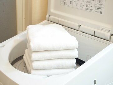 バスタオルはたたまない。片づけのプロが実践している、本当にラクな収納法：3月人気記事