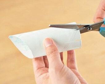 プロが教える大掃除に用意すべき道具8選！ハケやトイレットペーパーの芯も意外に便利