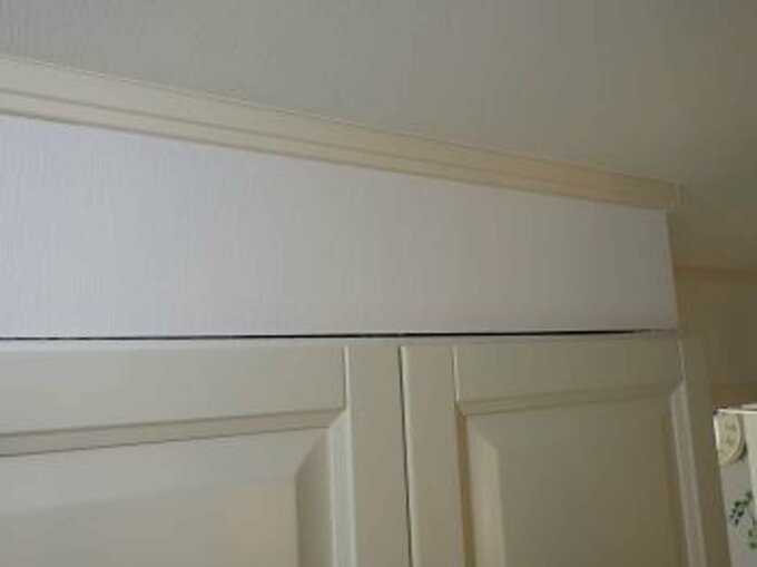 収納と天井のすき間