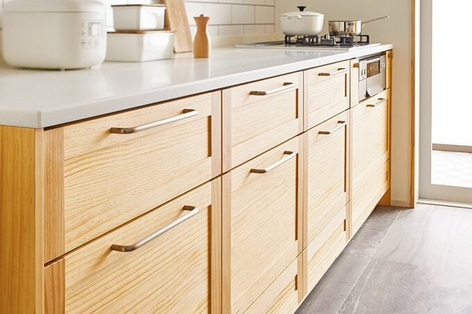 質感がやわらかで温もりのあるパイン材