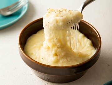 チーズがとろーり。即効おつまみにもなる「レンジアリゴ」