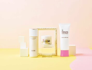 読者4000人が「使ってよかった」優秀コスメ。ドラッグストアでおなじみの化粧水も