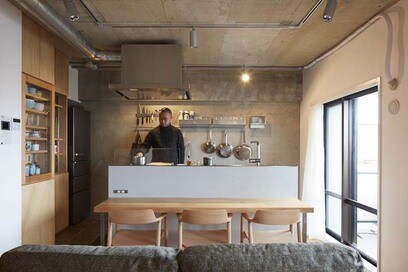 【マンションリノベ事例】料理好き男子が念願のキッチン実現！リビングの一角にはワークスペースも