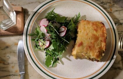 寒い時期に！イギリス定番料理「シェパードパイ」のつくり方。野菜もとれます