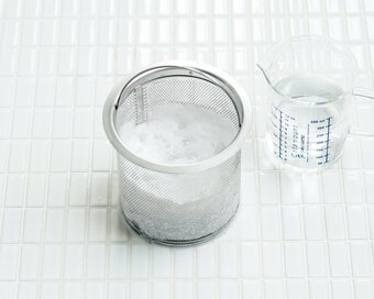 110円で排水口汚れがすっきり。暮らし上手がベタぼれする水回りグッズ5つ