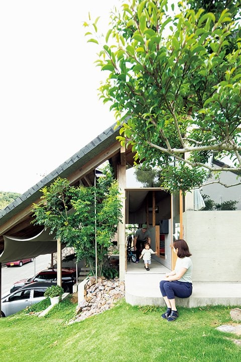 片流れの大屋根