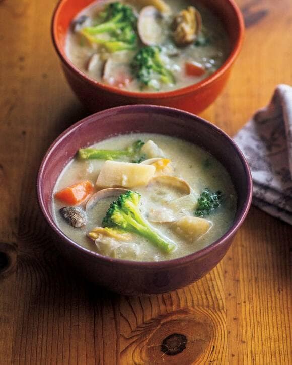 サトイモの豆乳クラムチャウダー