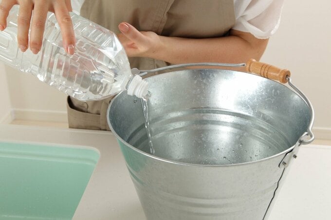 水を入れる