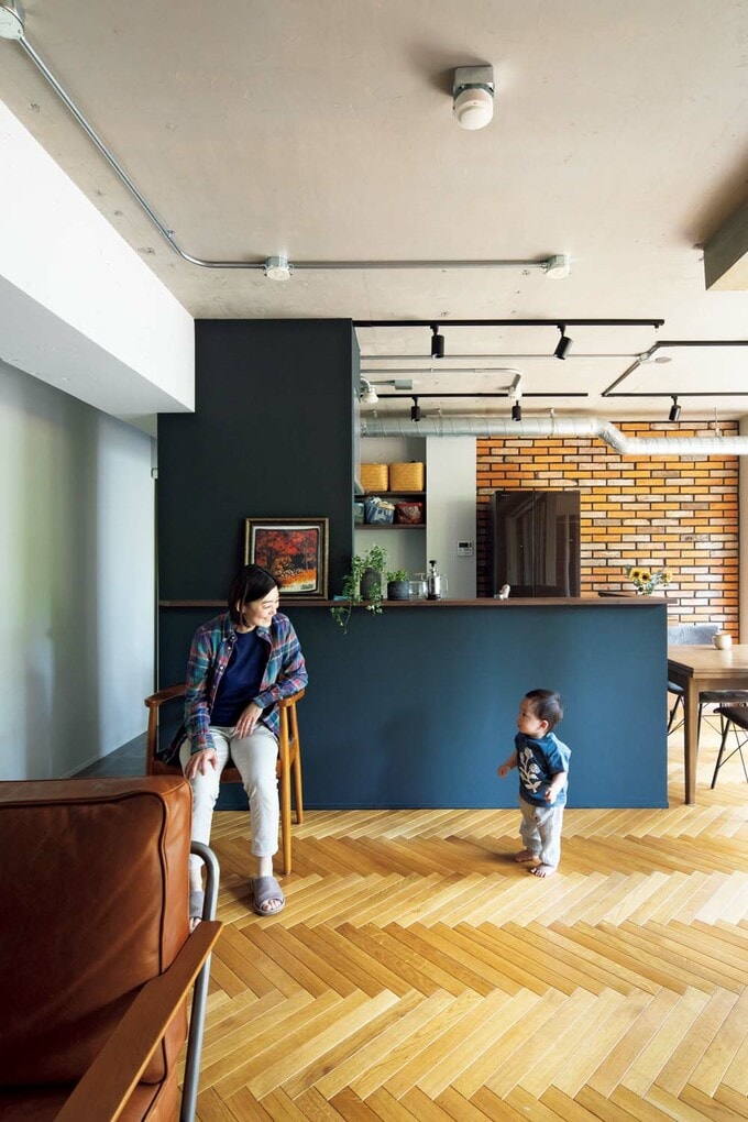 ヘリンボーン張りの床