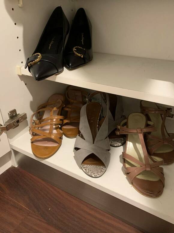 少し斜めにずらして収納