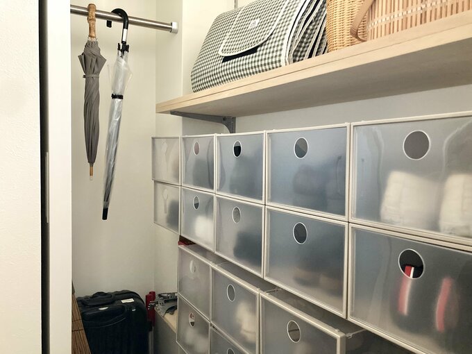 通路が狭いシューズクローク