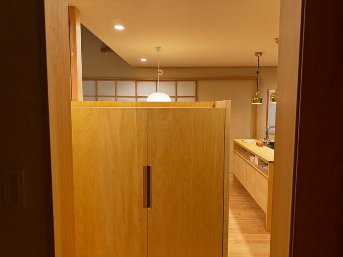 間仕切り収納を洗面室側から見たところ