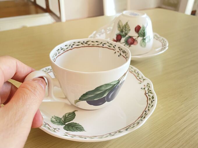 ・コーヒーカップ（ノリタケ・オーチャードガーデン）