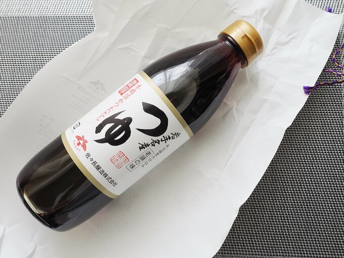 「老舗の味 つゆ」(1242円)、内容量:500mL、原材料:しょうゆ(小麦・大豆を含む、国内製造)、砂糖、カツオ削り節(厚削り)、食塩、みりん