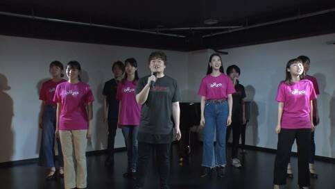 店員が突然歌いだす！ミュージカル俳優が働くカフェ