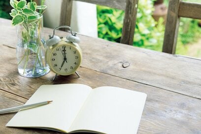 5分で人生が変わる「朝活」習慣。“朝残業”でなく、自分のために使うと自己肯定感アップ