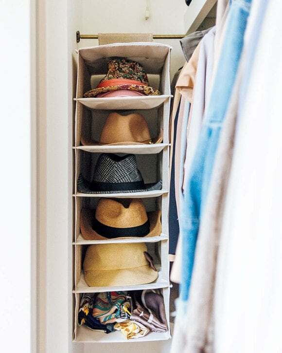 つっぱり棒で帽子用ラック