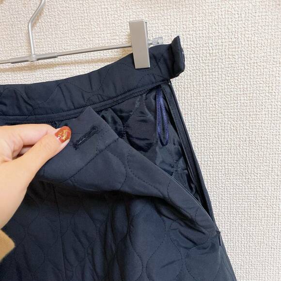 キルトフレアロングスカートファスナーとボタンアップ