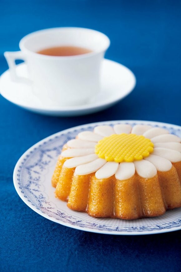 紅茶とお花ケーキ