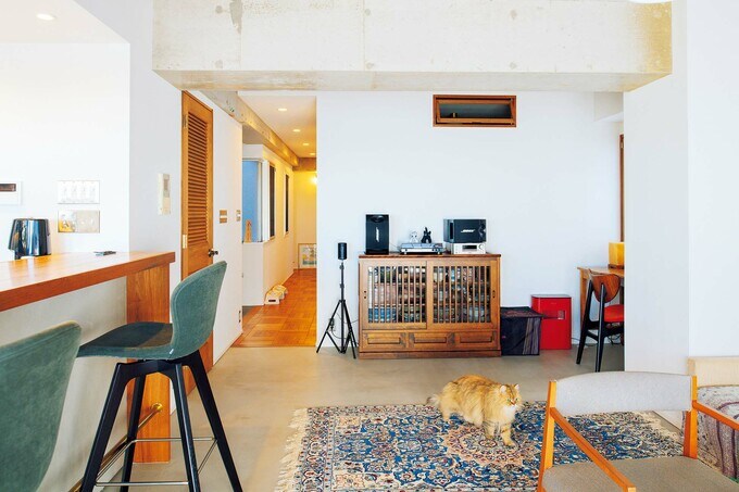 LDKとフラットにつながる廊下