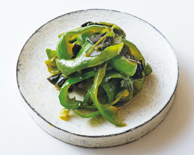 ピーマンとワカメのキンピラ