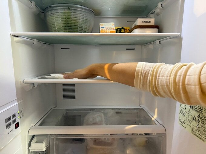 冷蔵庫内の拭き掃除