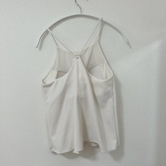 クレープジャージーブラキャミソールのうしろ