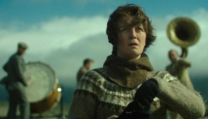 アイスランドの自然や文化を感じることができる映画『立ち上がる女』