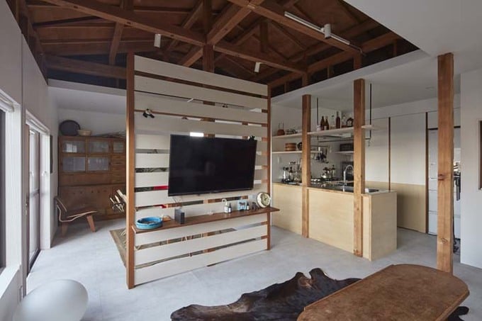 ダイニングからテレビが見えない間取り