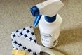50代「夏のジメジメ」をやわらげる小さな家事。床のベタつきを防ぎ、気持ちよく過ごす
