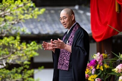 現役の僧侶が説く「理想の生き方」。孤立を深めてしまう“思い込み”は捨てること